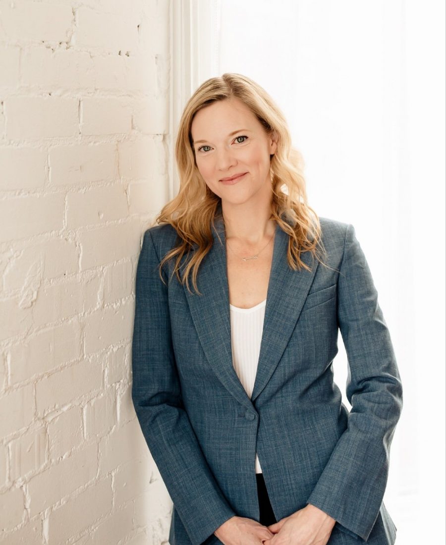 Dr. Mary Knudsen ND